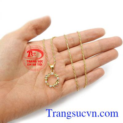 Thiết kế tinh xảo, thanh nhã phù hợp với mọi lứa tuổi