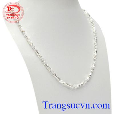 là sản phẩm được chế tác công nghệ cao, đường nét tinh xảo.