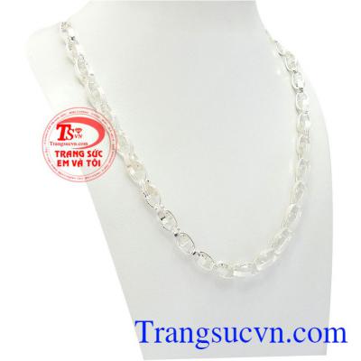 Thiết kế đơn giản nhưng không kém phần nam tính