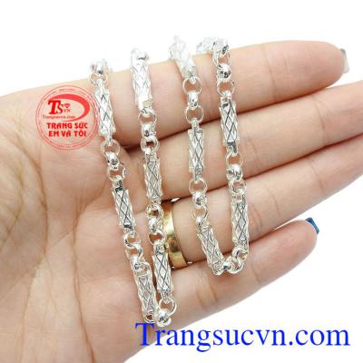 Dây bạc bé trai độc đáo