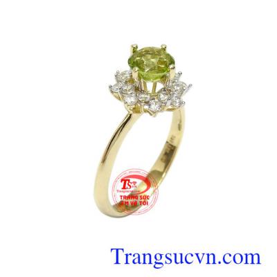 Nhẫn nữ Peridot bình an