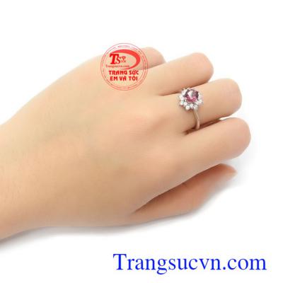Nhẫn nữ thương hiệu uy tín, chất lượng, chế tác theo yêu cầu