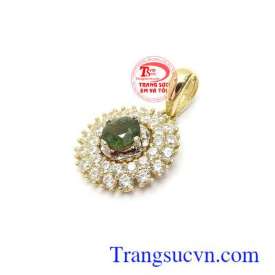 Đeo Sapphire bên mình sẽ mang lại nhiều may mắn, thành công và hạnh phúc cho mỗi người