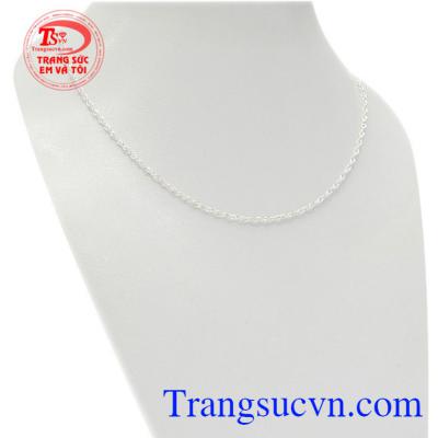 là sản phẩm được chế tác từ bạc 92.5,
