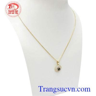 Bộ dây nữ Sapphire may mắn tôn lên nét dịu dàng, sang trọng, tinh tế và quý phái cho phái đẹp