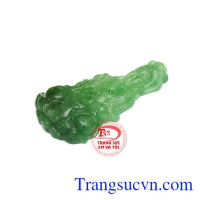 Ngọc cẩm thạch mang lại may mắn và xua đuổi tà khí giúp chủ nhân