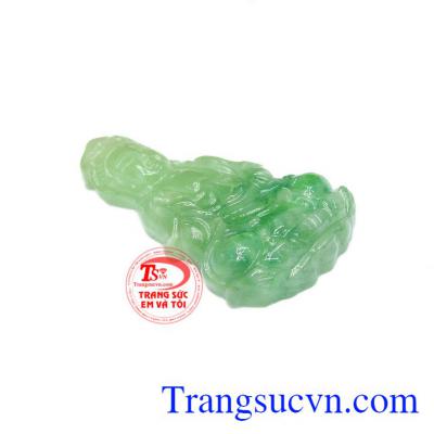 Phật quan âm luôn là biểu tượng của sự bình an, lòng thánh thiên, bác ái, hướng phật, đem tới sự may mắn cho gia chủ