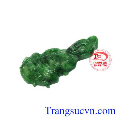 Quan Âm tượng trưng cho sự may mắn, đem lại nhiều điều tốt đẹp, an yên cho gia chủ.