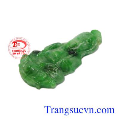 Trong phong thủy hình ảnh Quan Âm tượng trưng cho điềm lành, lòng từ bi, bác ái, giải trừ tai ách cho gia chủ.