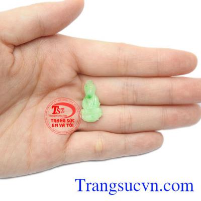 Mặt Quan Âm bác ái chất lượng.