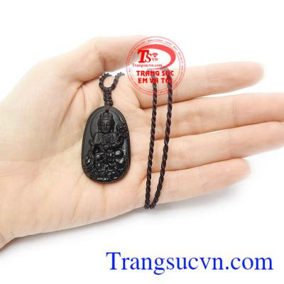 Voi trắng là biểu tượng của trí tuệ vượt trội, 6 ngà tượng trưng cho 6 giác quan: mắt, mũi, tai, lưỡi, thân thể, ý thức