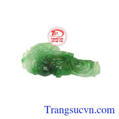 Các chi tiết đều được người thợ chế tác cẩn thận.