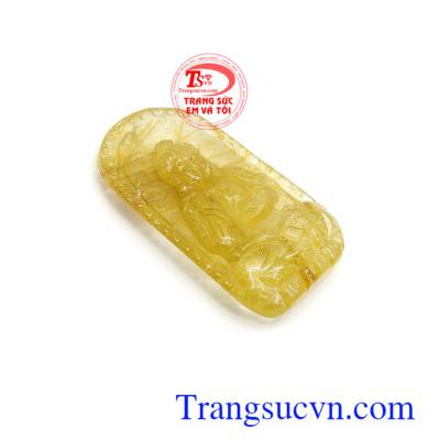 Đeo Phật bản mệnh thạch anh tóc Tuất Hợi A Di Đà sẽ nhận được sự phù hộ của ngài, một đời được bình an, khi gặp điềm dữ sẽ hoá lành, mang lại may mắn, thuận lợi trong công việc và cuộc sống