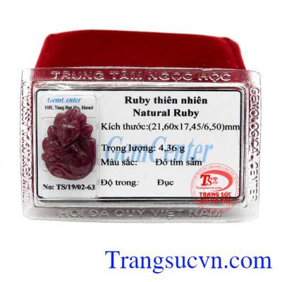Theo quan niệm thời xưa thì Ruby là loại đá có công dụng giữ gìn sức khỏe và xua đuổi bệnh tật cho con người