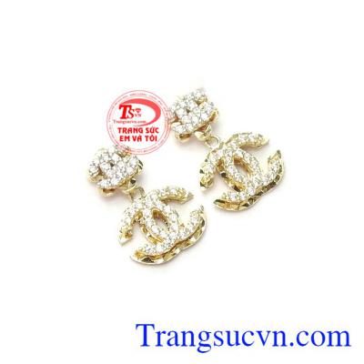 Với thiết kế theo biểu tượng của thương hiệu nổi tiếng Channel mang đến sự sang trọng và đẳng cấp cho chủ nhân