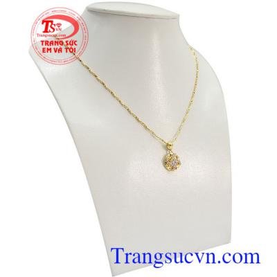 Bộ dây chuyền nữ vàng xinh xắn mang đến vẻ đẹp cho người đeo