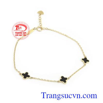 Lắc tay vàng Korea xinh xắn kiểu dáng thời trang, sang trọng, quý phái, phù hợp phong cách phái đẹp