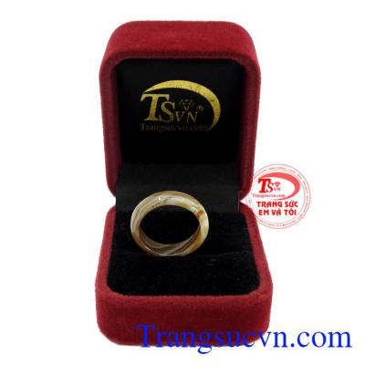 Nhẫn mã não nâu trắng