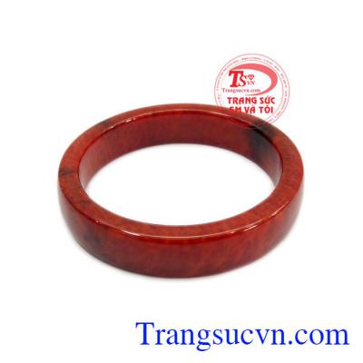 Sản phẩm rất phù hợp với người mệnh thổ và mệnh mộc