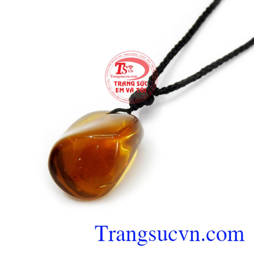 Đá amber rất phù hợp với người mệnh thổ và mệnh kim