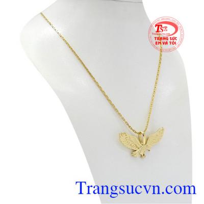 Bộ dây chuyền đại bàng toát lên vẻ mạnh mẽ, sang trọng cho người đeo.