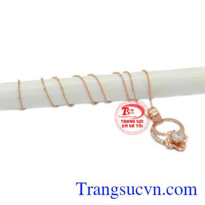 Trang sức Em và Tôi nhận đặt thiết kế theo yêu cầu của khách hàng.