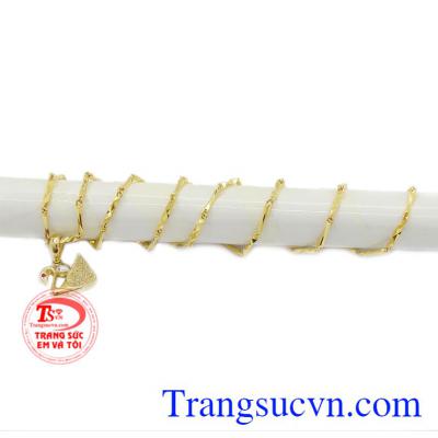 Bộ dây chuyền thiên nga tinh tế, giao hàng trên toàn quốc.