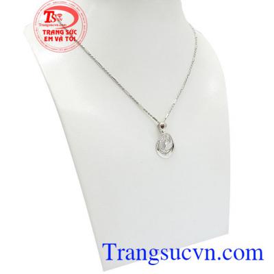 Bộ dây đá trắng 10k mang đến vẻ đẹp thanh lịch cho phái đẹp