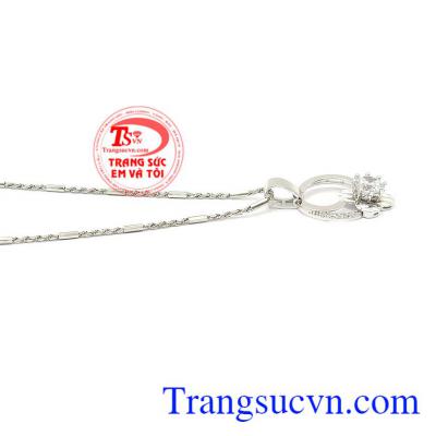 Mặt dây hoa Korea vàng trắng 10k là sản phẩm hòan hảo dành tặng tới những người phụ nữ hoàn hảo