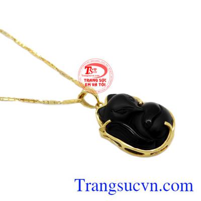 Bộ mặt dây hồ ly bọc vàng có thể làm quà tặng cho người thân bạn bè.