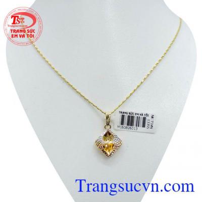 Bộ nữ trang dây chuyền mặt 18k giao hàng trên toàn quốc. Bộ nữ trang dây chuyền mặt 18k chất lượng.