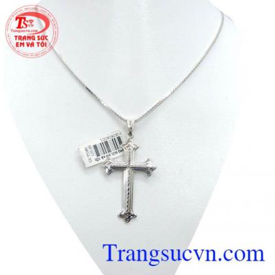 Bộ trang sức chữ thập đẹp vàng 18k chế tác 3D khách hàng nhiều năm ưa chuộng đeo dây chuyền vàng Ý.