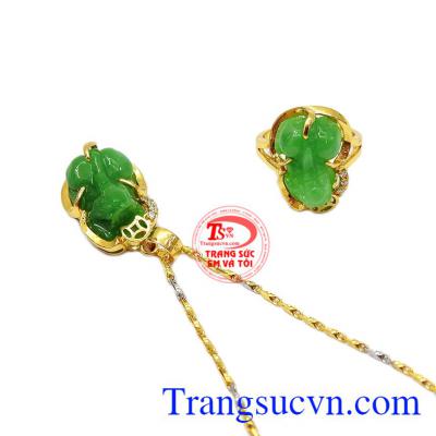 Với thiết kế trang nhã, tinh tế hợp phong thủy,Bộ trang sức tỳ hưu 14k