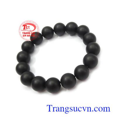 Chuỗi tay Obsidian an nhiên 12 ly là lá bùa hộ mệnh cho người đeo, có tác dụng mang lại may mắn, bình an, tài lộc trong cuộc sống