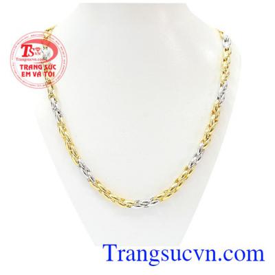 Dây chuyền nam mãnh liệt là sự kết hợp giữa vàng trắng và vàng màu tạo nên sự độc đáo, cá tính cho người dùng