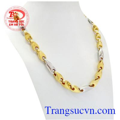 bạn vẫn sở hữu chiếc dây chuyền vàng to và đẹp phù hợp đeo cổ