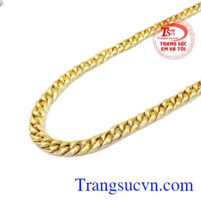 Chất lượng bền đẹp, phù hợp với nhiều trang phục khác nhau