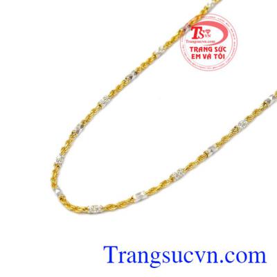 Dây chuyền vàng là món quà mang rất nhiều ý nghĩa chắc hằn ai ai đều biết ý nghĩa của dây chuyền vàng