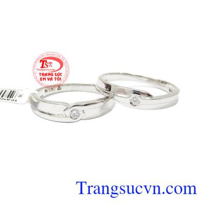 Đôi nhẫn cưới vàng 18k Ialia + kim cương