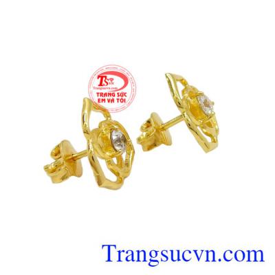 Sản phẩm có thể kết hợp với nhiều loại quần áo.