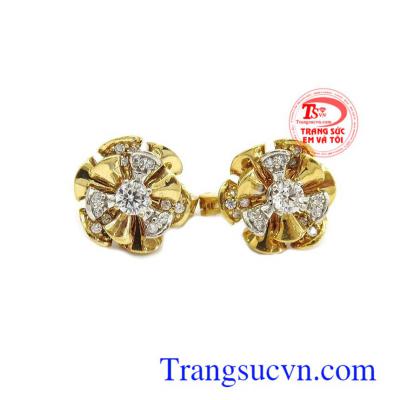 Hoa tai vàng 18k chất lượng vàng đảm bảo chất lượng theo tiêu chuẩn quốc tế