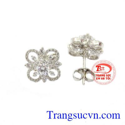 Hoa tai vàng trắng kim cương 18k, bảo hành 12 tháng, giao hàng nhanh trên toàn quốc