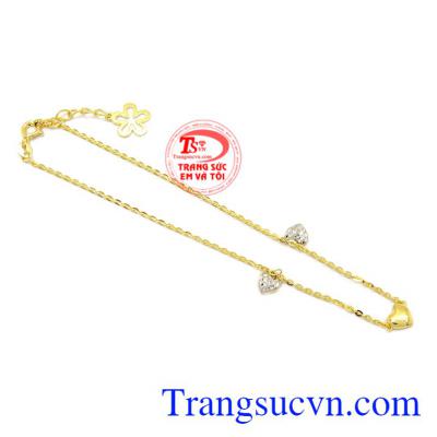 là sản phẩm được chế tác từ vàng 10k tinh xảo, bền đẹp.