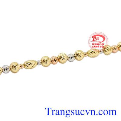 Thiết kế với kiểu hạt bi mang kiểu dáng trẻ trung, năng động.