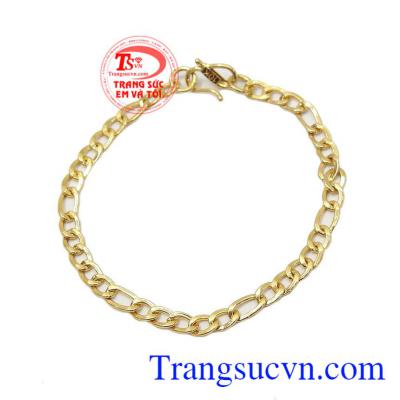 Lắc tay vàng trẻ em là sản phẩm lắc tay dành cho bé yêu trong các dịp sinh nhật, đầy tháng