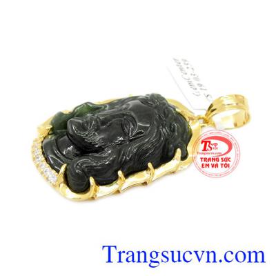Người ta tin rằng đá Nephrite mang lại may mắn về phong thủy và sức cho người sở hữu.