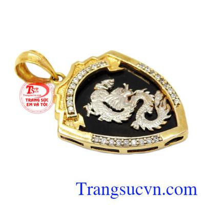 Mặt dây chuyền hình rồng đẹp đem lại vẻ hiện đại, sang trọng, hợp thời trang.