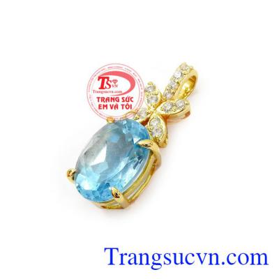 Topaz mang nguồn năng lượng mạnh mẽ giúp người sử dụng hút được tài vận, may mắn và thành công