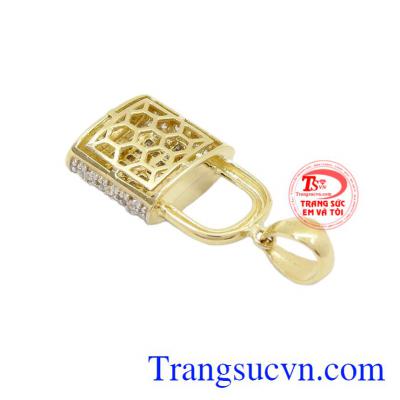 Mặt dây ổ khóa Korea bảo hành 6 tháng.