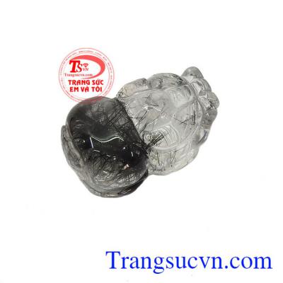 Mặt dây thạch anh tóc đen là sản phẩm đem lại nhiều may mắn về tài lộc cho người đeo